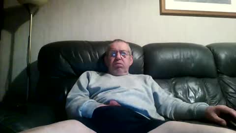 Snapshot of discovery63 chatting on December 31, 4:46 pm discovery63 online show from December 31, 4:46 pm