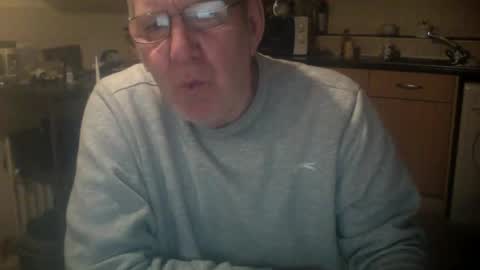 Snapshot of discovery63 chatting on February 13, 8:45 pm discovery63 online show from February 13, 8:45 pm