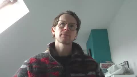 Snapshot of discovery_99 chatting on January 13, 12:21 pm discovery_99 online show from January 13, 12:21 pm