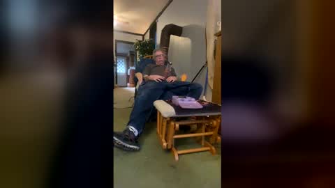 dispencer74 online show from February 16, 11:45 pm