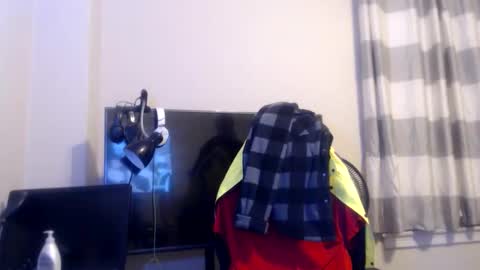 Snapshot of disr3sp3ctfully_dipp3d chatting on January 17, 2:16 am Your Best Worst Nightmare online show from January 17, 2:16 am