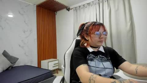 Snapshot of dita_bundy chatting on May 27, 1:24 am dita bundy online show from May 27, 1:24 am