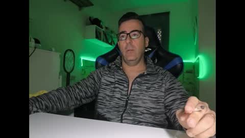 ditos_c online show from December 11, 8:36 am