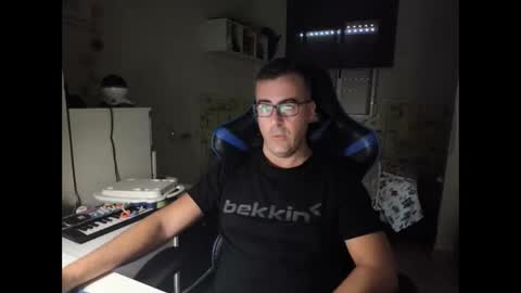 ditos_c online show from October 2, 9:16 am