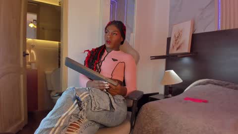 Snapshot of diva_kma chatting on February 26, 12:27 am Alejandra online show from February 26, 12:27 am