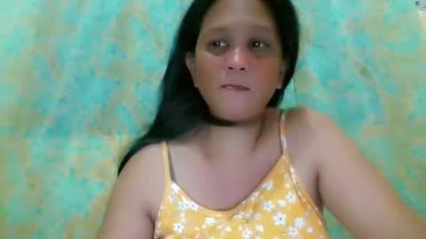 Snapshot of divinegrace10 chatting on April 25, 4:48 am Divine Grace Close To Your Hear online show from April 25, 4:48 am