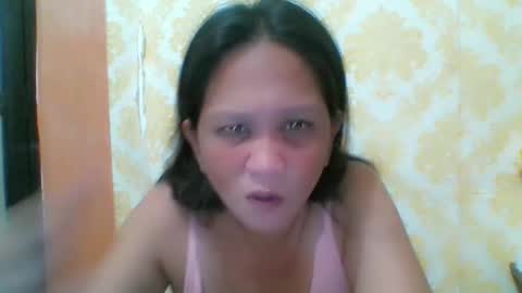 Snapshot of divinegrace10 chatting on May 7, 2:06 am Divine Grace Close To Your Hear online show from May 7, 2:06 am
