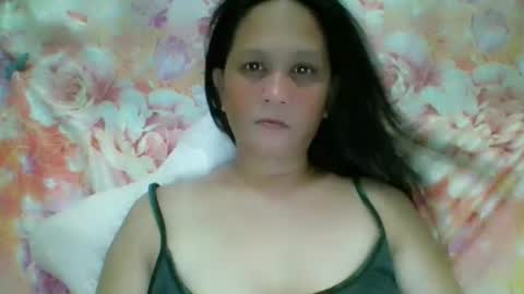 Snapshot of divinegrace10 chatting on May 24, 1:49 pm Divine Grace Close To Your Hear online show from May 24, 1:49 pm