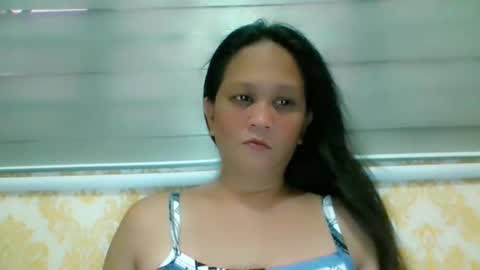 Snapshot of divinegrace10 chatting on May 31, 1:18 pm Divine Grace Close To Your Hear online show from May 31, 1:18 pm