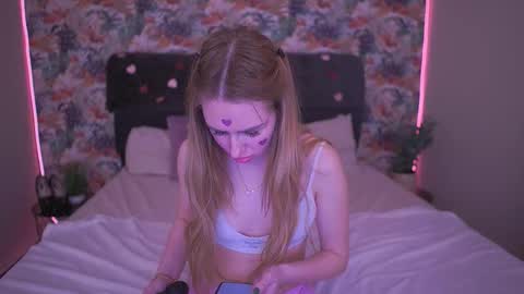 DivineJasss online show from February 18, 6:09 am