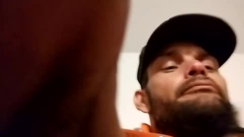 Snapshot of dixonbird41 chatting on February 10, 9:04 am dixonbird41 online show from February 10, 9:04 am