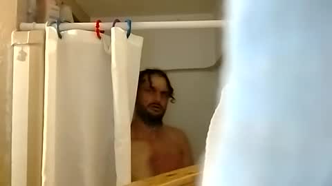 Snapshot of dixonbird41 chatting on February 12, 9:20 am dixonbird41 online show from February 12, 9:20 am