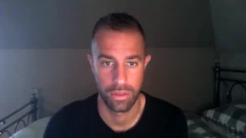 Snapshot of djay15013 chatting on February 18, 9:43 am djay15013 online show from February 18, 9:43 am