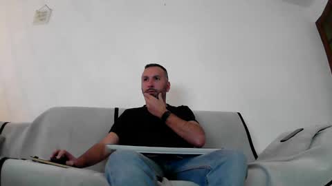 Djo online show from December 12, 10:31 pm