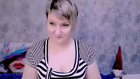 Snapshot of djullia chatting on January 5, 12:10 pm djullia online show from January 5, 12:10 pm