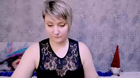 Snapshot of djullia chatting on January 9, 9:27 am djullia online show from January 9, 9:27 am