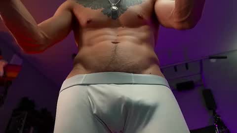 Snapshot of dl_raven chatting on February 13, 3:46 pm Silverhand online show from February 13, 3:46 pm