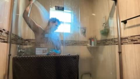 dluxfilms online show from August 2, 9:57 pm