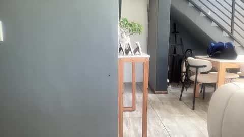 Snapshot of dmitirdarko chatting on February 10, 9:57 am Dmitri online show from February 10, 9:57 am