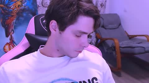 Snapshot of dmitryromanov chatting on September 10, 4:29 pm Dead A online show from September 10, 4:29 pm