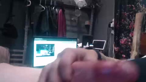 dns204563 online show from March 14, 5:29 pm