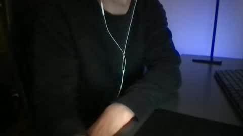 doctor_luv_69 online show from May 18, 7:52 pm