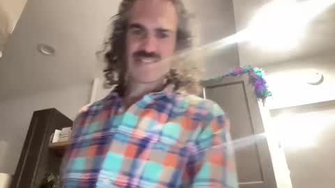 Snapshot of doctorjwillseeyounow chatting on October 4, 1:36 am doctorJwillseeyounow online show from October 4, 1:36 am