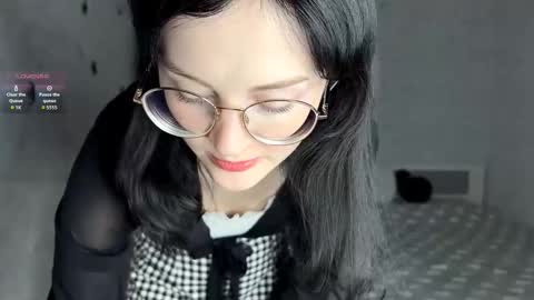 Snapshot of dodiebabikian chatting on November 1, 9:06 pm Annie PVT IS OPEN online show from November 1, 9:06 pm