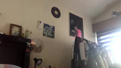 Snapshot of dogboi666 chatting on December 5, 7:10 pm Dogboi online show from December 5, 7:10 pm