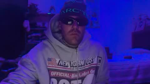 Snapshot of dogboi666 chatting on June 25, 5:12 am Dogboi online show from June 25, 5:12 am
