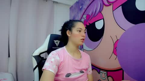 Snapshot of dolce_more chatting on June 3, 2:33 pm DOLCE XOXO online show from June 3, 2:33 pm