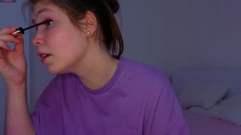 Ann online show from April 12, 7:08 pm