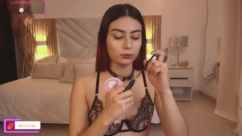 doll_kira_ online show from April 16, 2:51 pm