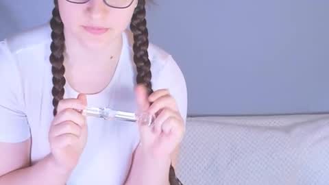 Snapshot of doll_tessa chatting on April 13, 3:06 pm Tessa online show from April 13, 3:06 pm
