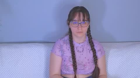 Snapshot of doll_tessa chatting on April 23, 2:52 pm Tessa online show from April 23, 2:52 pm