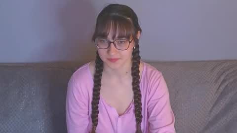 Snapshot of doll_tessa chatting on May 15, 11:17 am Tessa online show from May 15, 11:17 am