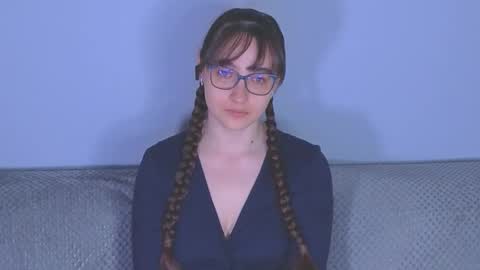 Snapshot of doll_tessa chatting on May 20, 3:29 pm Tessa online show from May 20, 3:29 pm
