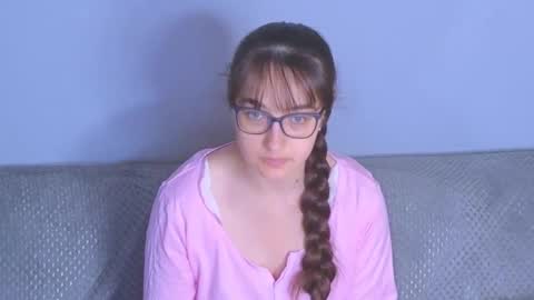 Snapshot of doll_tessa chatting on June 10, 12:04 pm Tessa online show from June 10, 12:04 pm