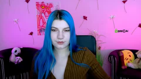 doll_vey online show from May 28, 8:22 am