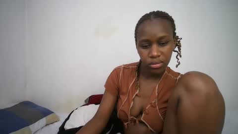 Snapshot of dollberry chatting on February 6, 5:25 am dollberry online show from February 6, 5:25 am