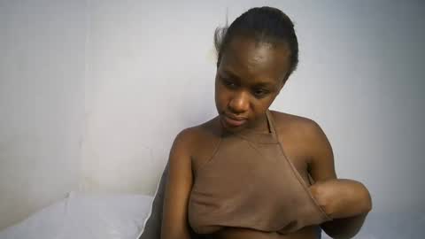 Snapshot of dollberry chatting on February 15, 1:10 am dollberry online show from February 15, 1:10 am