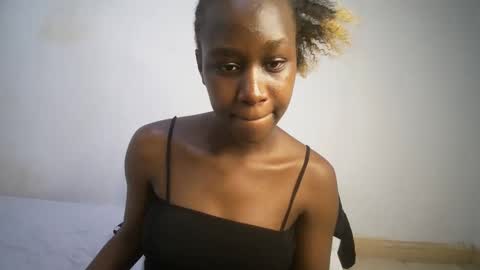 Snapshot of dollberry chatting on March 4, 9:18 am dollberry online show from March 4, 9:18 am