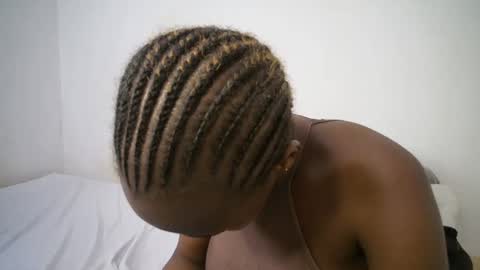 Snapshot of dollberry chatting on March 6, 7:03 am dollberry online show from March 6, 7:03 am