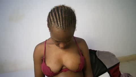 Snapshot of dollberry chatting on March 10, 10:26 am dollberry online show from March 10, 10:26 am