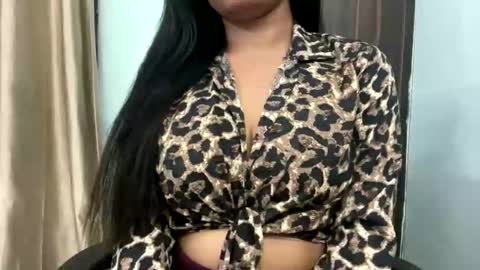 dollmeenu online show from March 23, 3:27 pm