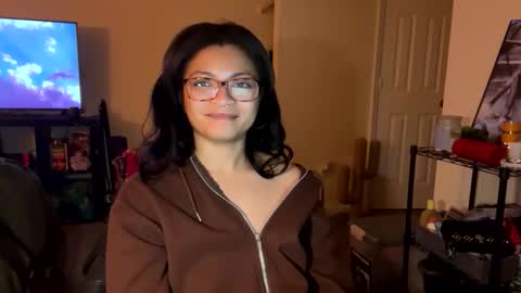 Snapshot of dollpart_ chatting on February 5, 5:23 am dollpart_ online show from February 5, 5:23 am