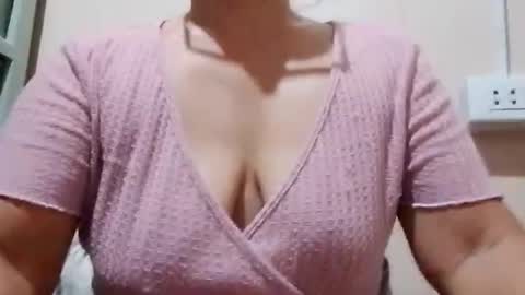 dolly926661 online show from June 27, 9:36 am