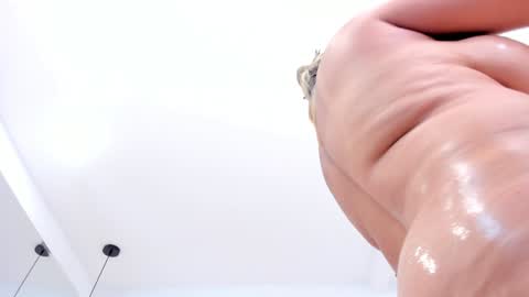 dolly walker online show from January 31, 8:01 am