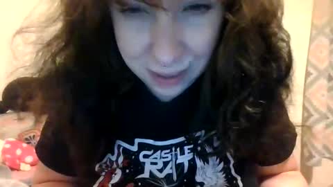 Snapshot of dollydagger932 chatting on February 16, 5:03 am dollydagger932 online show from February 16, 5:03 am