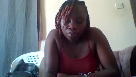 dollyvee online show from November 14, 9:08 am